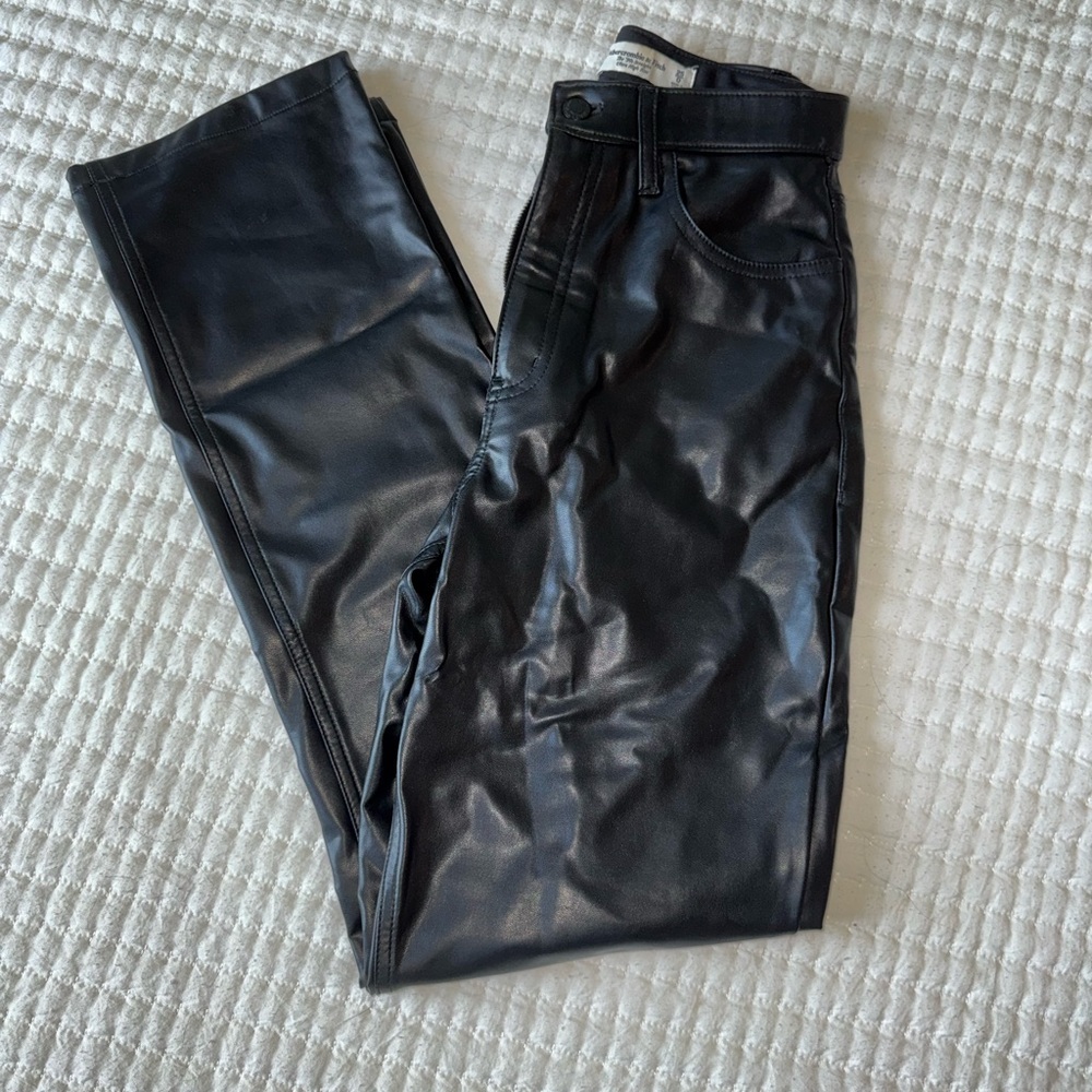 Abercrombie & Fitch Black Ultra High Rise Pants
